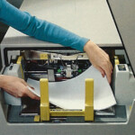 9500 auxiliary paper tray. The tray could hold up to 550 20 lb. stock paper. 9500 auxiliary paper tray